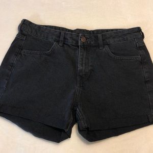 HM shorts